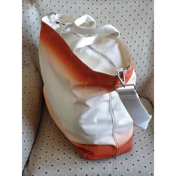 プラダ大ハンドバッグ偽物2wayロゴ付カナパアイボリー×オレンジ